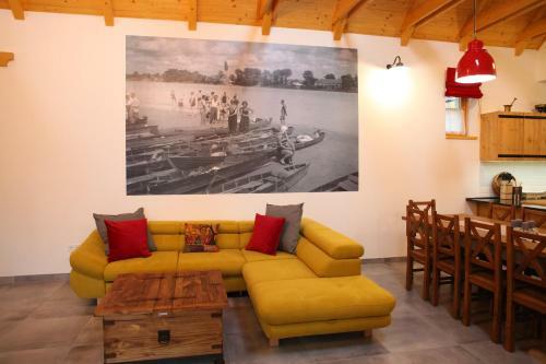 Villa D�me's Point