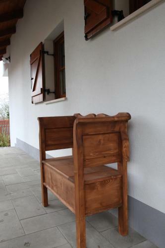 Villa D�me's Point