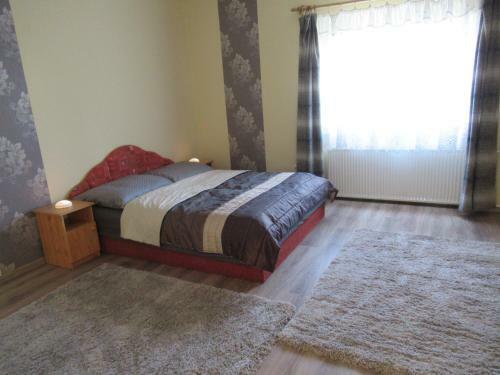 Gitta Apartman Lesenceistv�nd