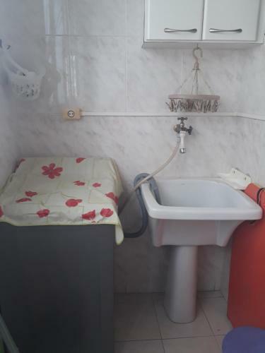 Apartamento Para 6 Pessoas A 10m Da Praia