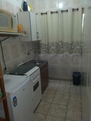 Apartamento Kitnet - Praia Grande - Cai�ara