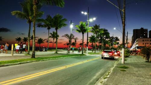 Apartamento Ap-praia Grande-ar-wi-fi