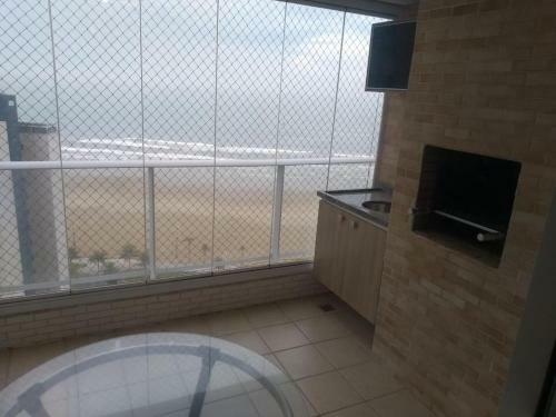 Lindo Apartamento Com Vista Para O Mar, Wifi E Churrasqueira