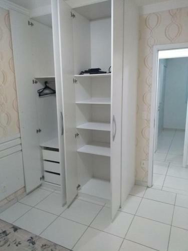 Lindo Apartamento Com Vista Para O Mar, Wifi E Churrasqueira