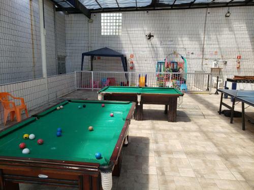 Apartamento Kit�o Com Quarto 50mts Do Mar