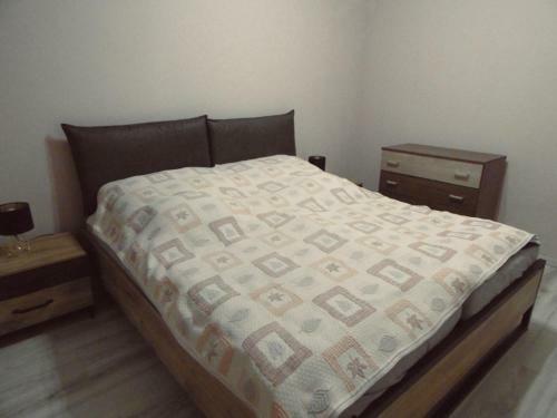Apartamento Modern Two Bedroom Flat With Balcony