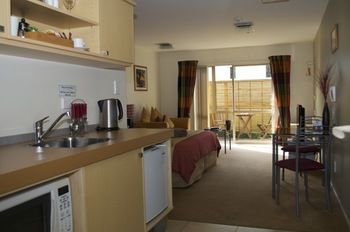 Tussock Peak Motor Lodge