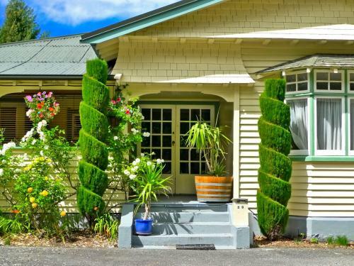 Glenalvon Lodge Motel