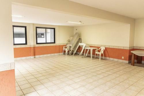 Apartamento Apto Com Wi-fi E Vista Do Mar Da Praia Grande-sp