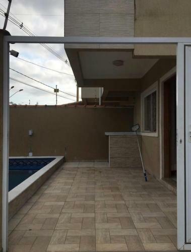 Sobrado Com Piscina Pe Na Areia