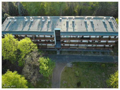 �va Apartman, Helikon-liget