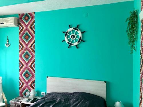 �va Apartman, Helikon-liget