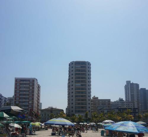 Apartamento Condom�nio Frente Mar