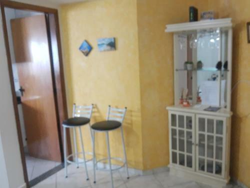 Apartamento Condom�nio Frente Mar