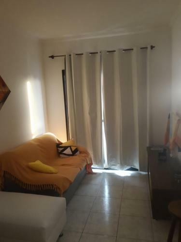 Apartamento Condom�nio Frente Mar