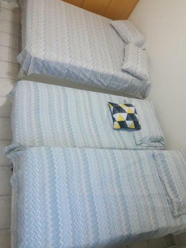 Apartamento Condom�nio Frente Mar