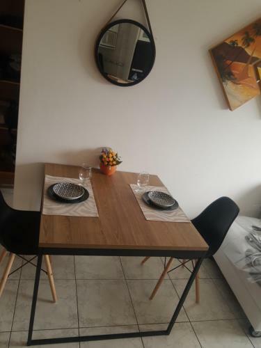 Apartamento Condom�nio Frente Mar