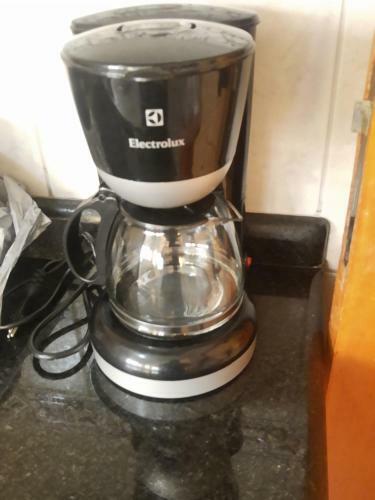 Apartamento Condom�nio Frente Mar