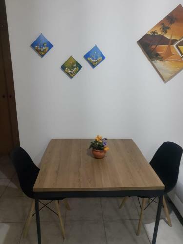 Apartamento Condom�nio Frente Mar