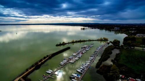 Z�mor Holiday House