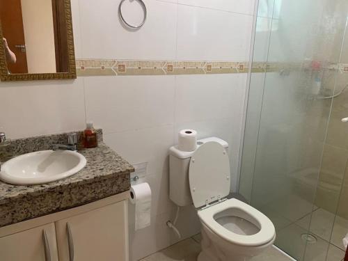 Apartamento Apto No Canto Do Forte. A P� Pra Praia E Balada.