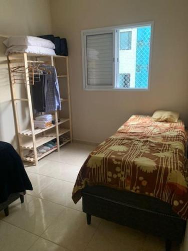 Apartamento Apto No Canto Do Forte. A P� Pra Praia E Balada.
