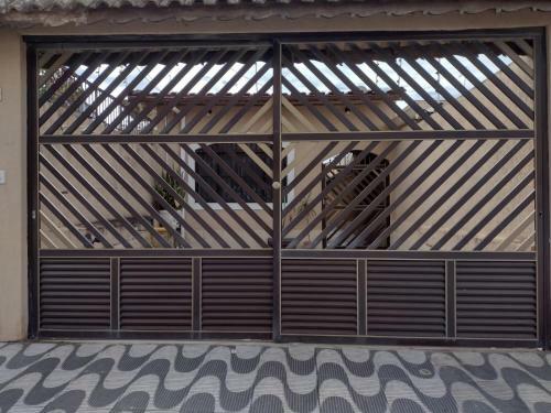 Balne�rio Maracan� - Praia Grande - Aceita Pet