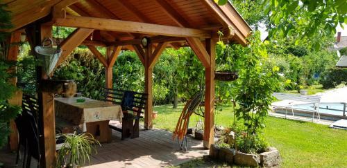 Magdalena Apartmanh�z
