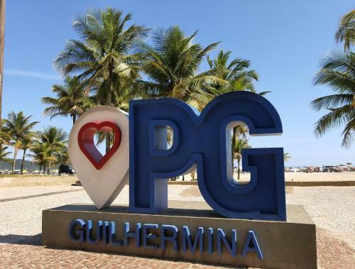 Lindo Apartamento Guilhermina Vista Para O Mar E Internet