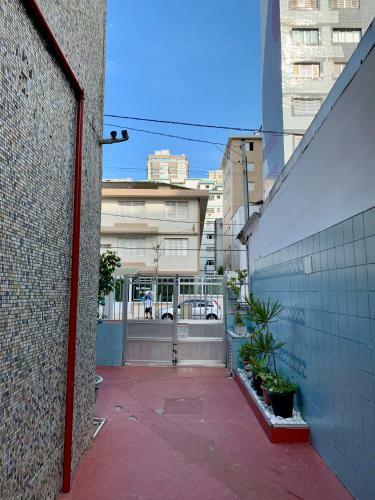 Apartamento T�rreo/30 Mts Da Praia