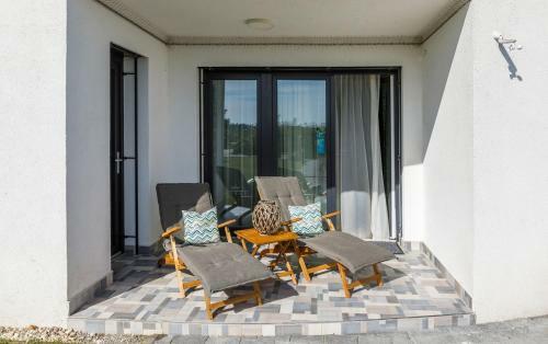 Royal Cafe Apartman