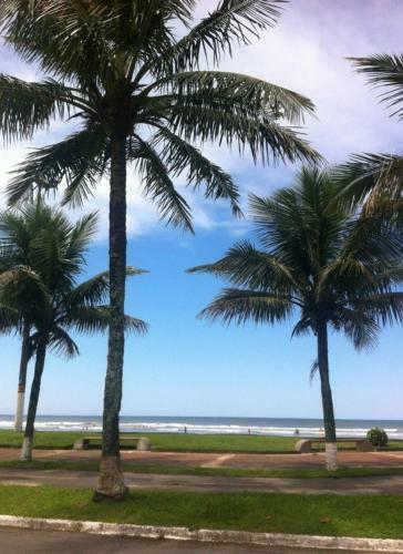 Casa De Praia Apenas 60 Metros Do Mar