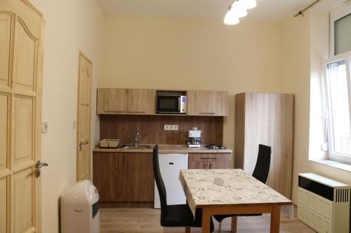 Elizabeth Apartman