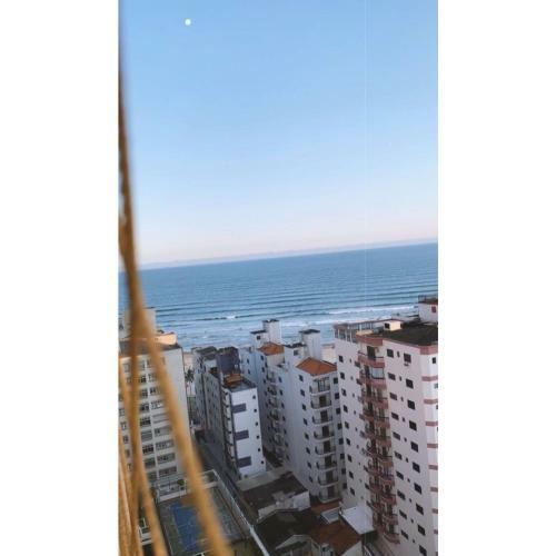 Apartamento 50 Metros Da Praia, 16� Andar Com Vista Pro Mar