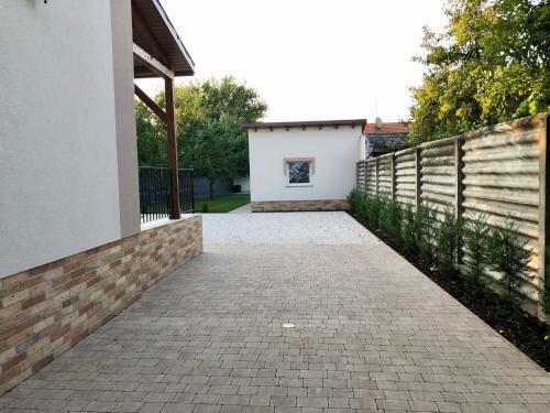 V�r�smarty Apartman