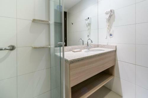 Apartamento Nob2104 Excelente Flat Em Boa Viagem Com 2 Quartos