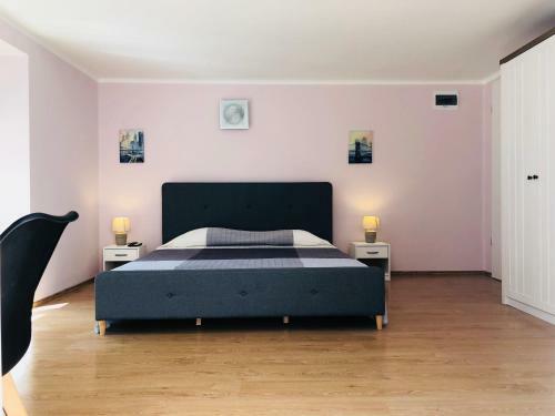 Apartamento White Crow House