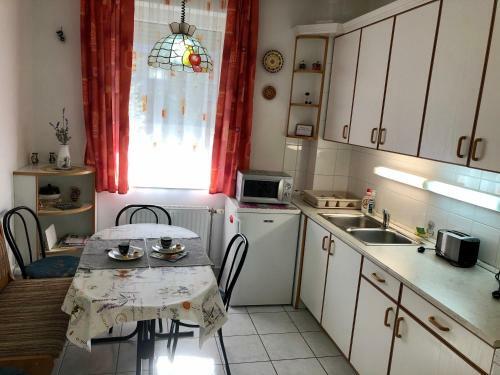 Vera Apartman