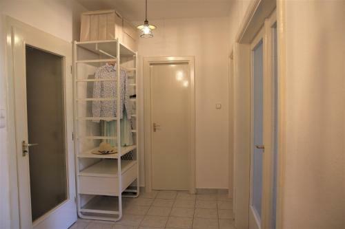 Apartment With Swing