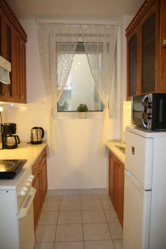 Apartment With Swing