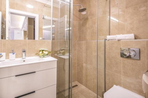 Spa Residence Carbona Apartment 105