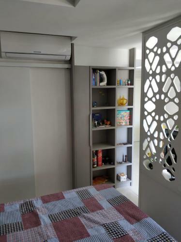 Apartamento Muro Alto Condom�nio Clube