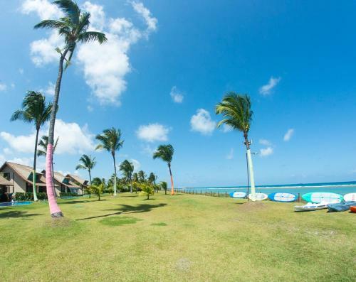 Apartamento Nui Supreme Resort - Ref�gio � Beira Mar