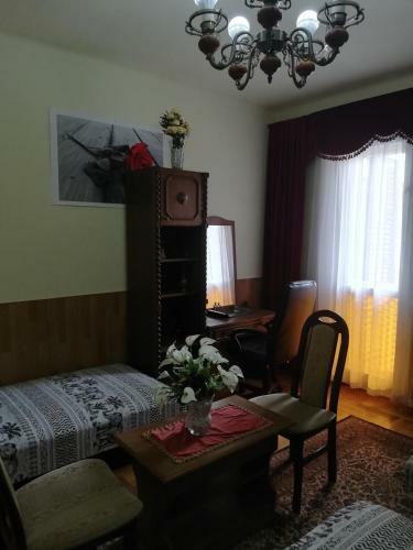 Hostal Szoboszl�f?nix Vend�gh�z