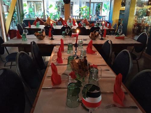 Hotel H�tel Restaurant Le Chanel
