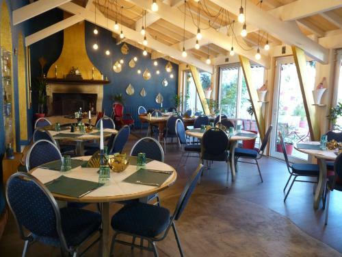 Hotel H�tel Restaurant Le Chanel