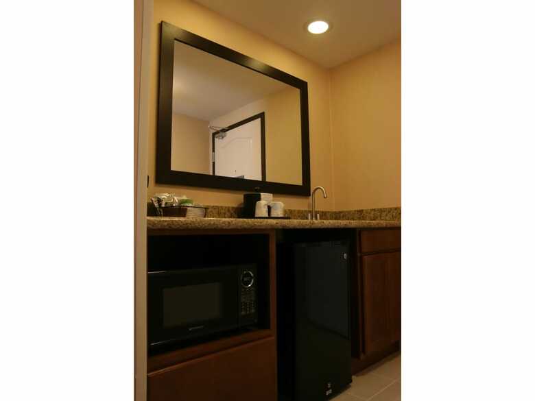 Hotel Hampton Inn And Suites Peru