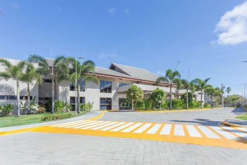 Flat Cercado Pelo Para�so No Beach Class Eco Life