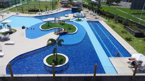 Apartamento Muro Alto Condom�nio Clube