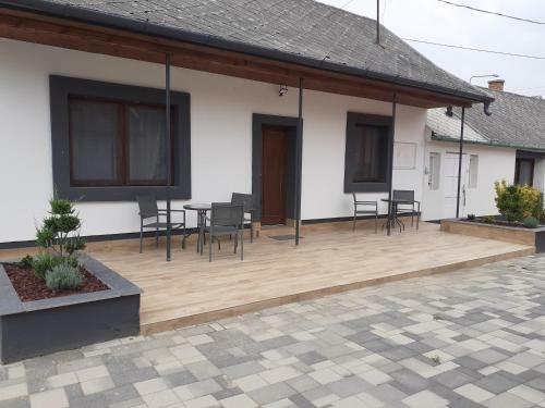 �den Apartman